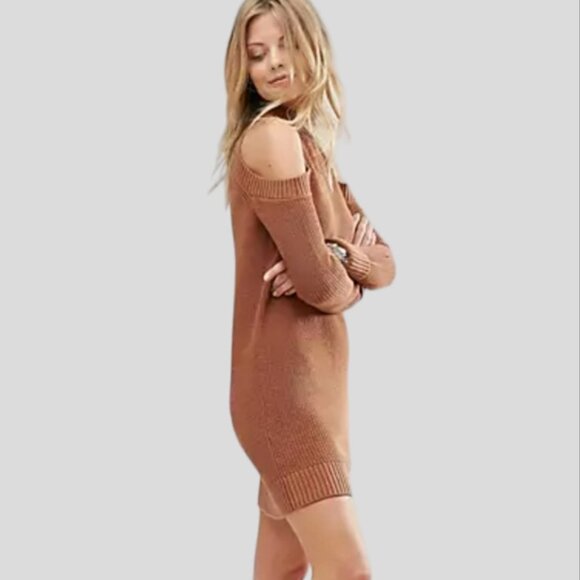 Abercrombie & Fitch Cotton Knit Cold Shoulder Dress - Picture 4 of 16